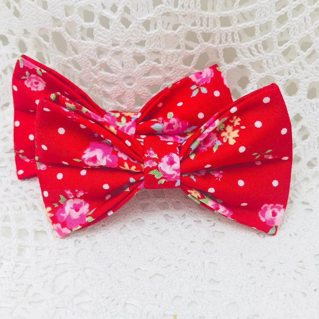 Red Flower Sugar Bow. Fabric Made in Japan by Lecien 